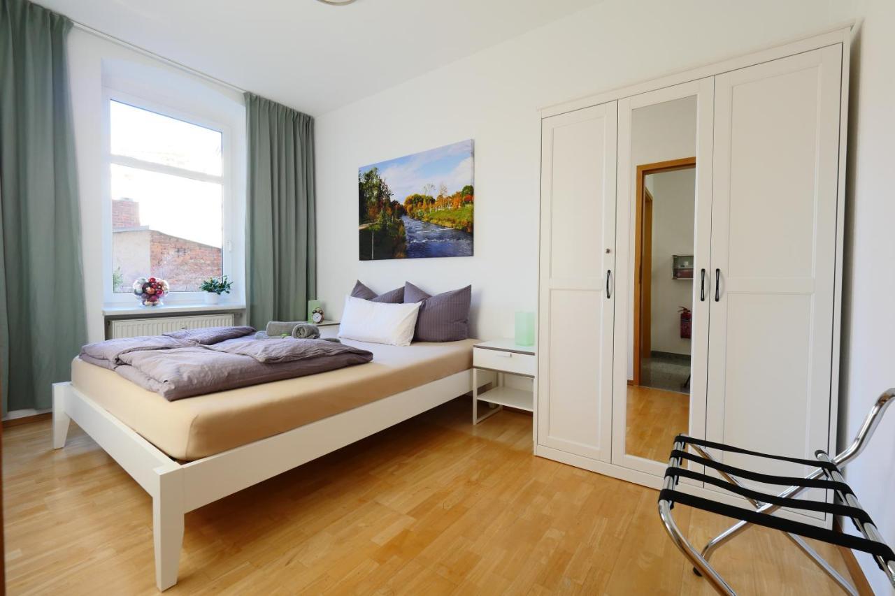Wohnung Mit Blick Auf Die Zitadelle Petersberg - 3 Zimmer إرفورت المظهر الخارجي الصورة