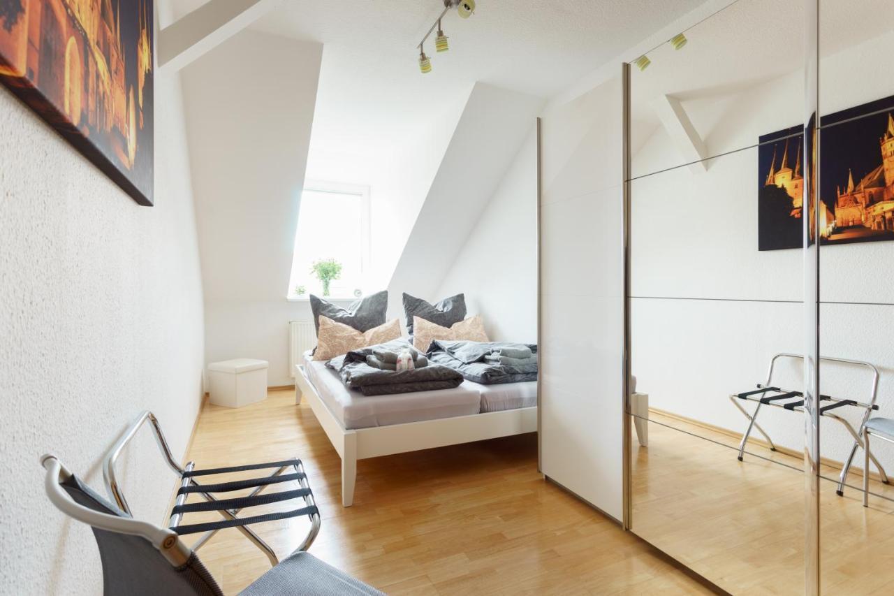 Wohnung Mit Blick Auf Die Zitadelle Petersberg - 3 Zimmer إرفورت المظهر الخارجي الصورة